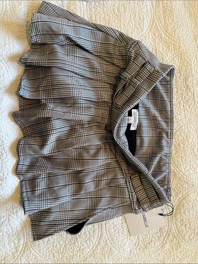 Gray Plaid Pleated Mini Skirt Halloween costume